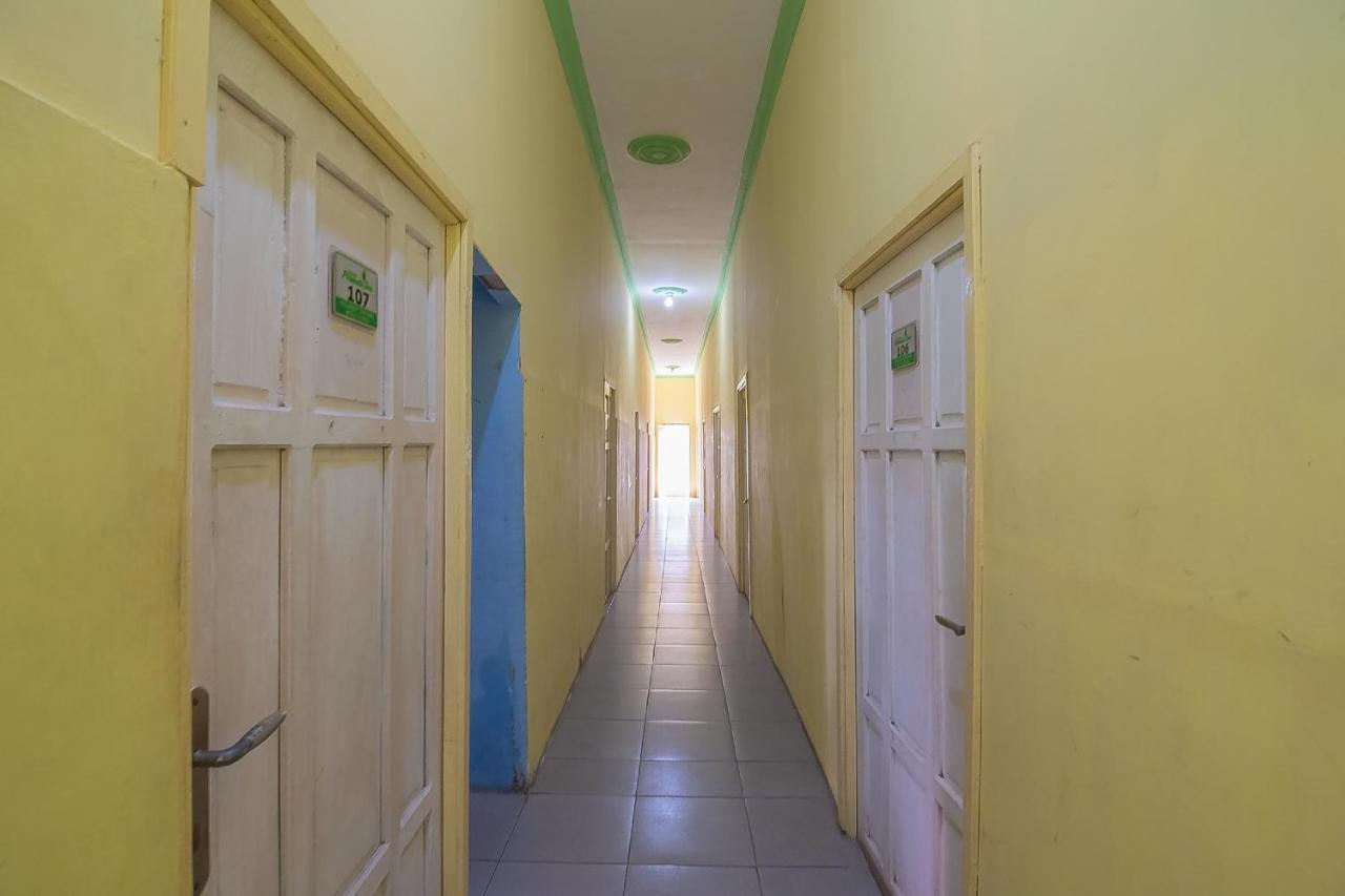 Reddoorz Syariah At Jalan Cilik Riwut Kapuas Hotel Kualakapuas Eksteriør billede