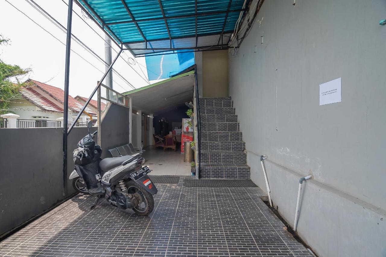 Reddoorz Syariah At Jalan Cilik Riwut Kapuas Hotel Kualakapuas Eksteriør billede