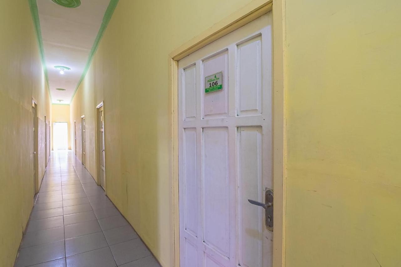 Reddoorz Syariah At Jalan Cilik Riwut Kapuas Hotel Kualakapuas Eksteriør billede