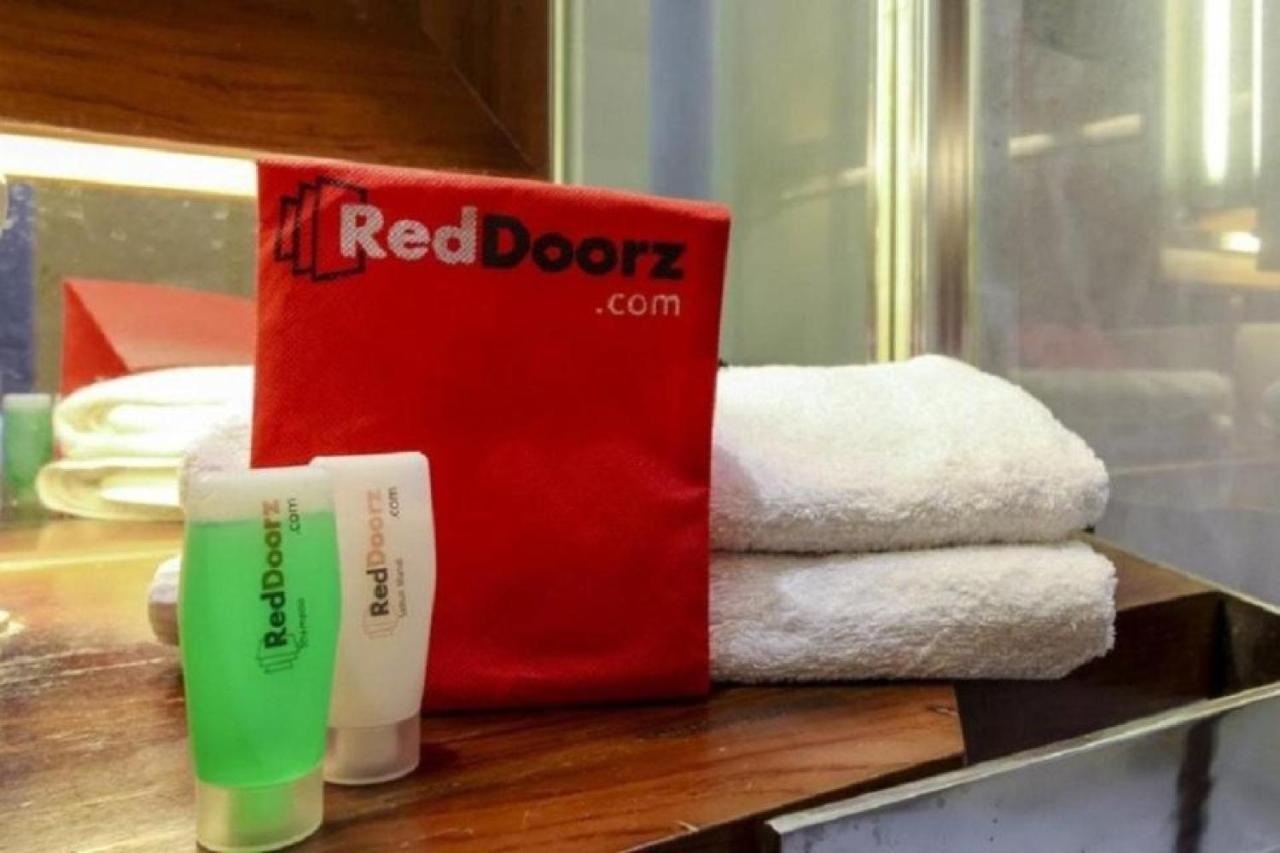 Reddoorz Syariah At Jalan Cilik Riwut Kapuas Hotel Kualakapuas Eksteriør billede