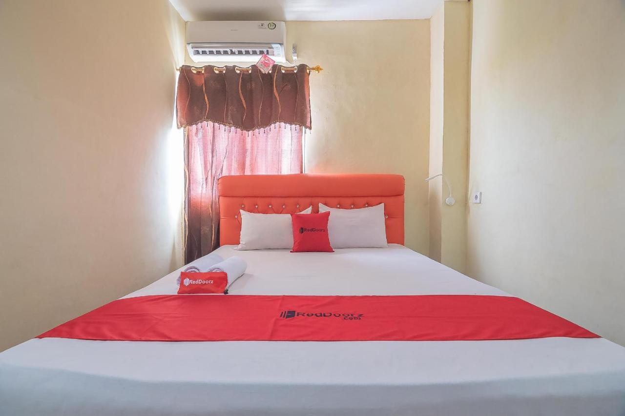 Reddoorz Syariah At Jalan Cilik Riwut Kapuas Hotel Kualakapuas Eksteriør billede